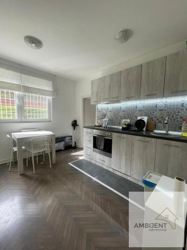 Stan na prodaju u Beogradu, Karaburma, dvosoban, 42m2, cena 120000 evra