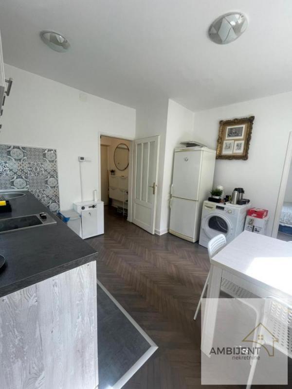 Stan na prodaju u Beogradu, Karaburma, dvosoban, 42m2, cena 120000 evra