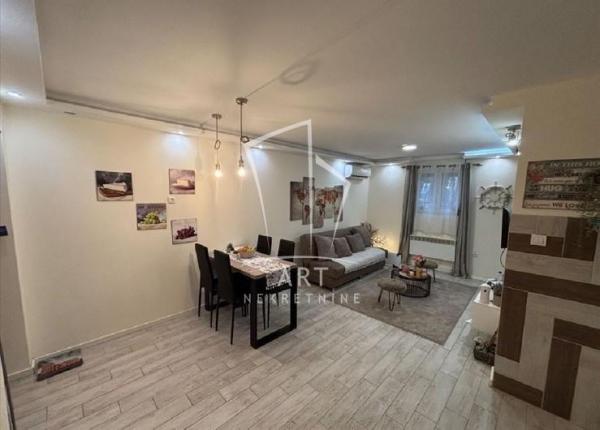 Stan na prodaju u Beogradu, Senjak, jednoiposoban, 34m2, cena 123000 evra