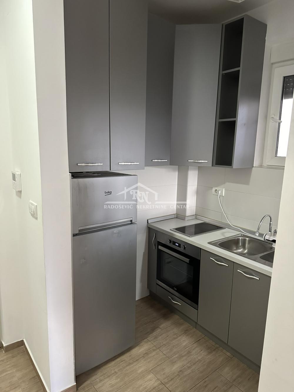 Stan na prodaju u Beogradu, Mirijevo, jednoiposoban, 37m2, cena 159000 evra