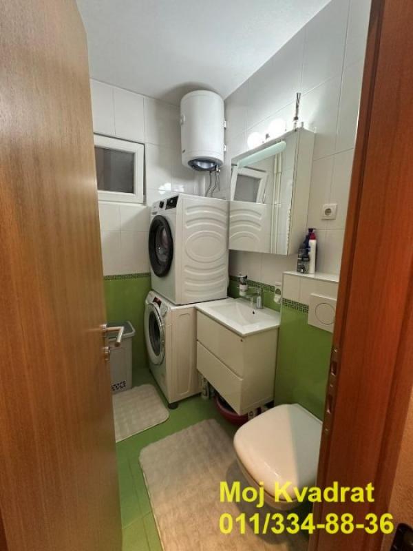 Stan na prodaju u Beogradu, Vidikovac, cetvorosoban, 98m2, cena 290000 evra