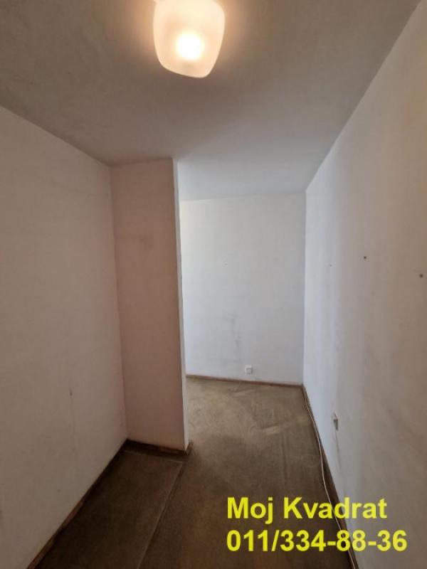 Stan na prodaju u Beogradu, Novi Beograd blok 70 (Kineski TC), dvosoban, 72m2, cena 235000 evra