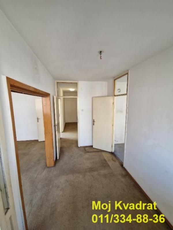 Stan na prodaju u Beogradu, Novi Beograd blok 70 (Kineski TC), dvosoban, 72m2, cena 235000 evra