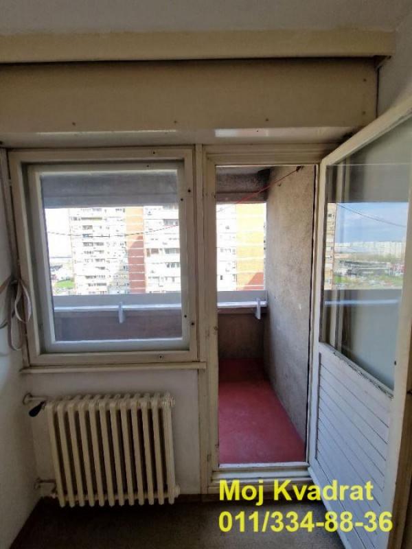 Stan na prodaju u Beogradu, Novi Beograd blok 70 (Kineski TC), dvosoban, 72m2, cena 235000 evra