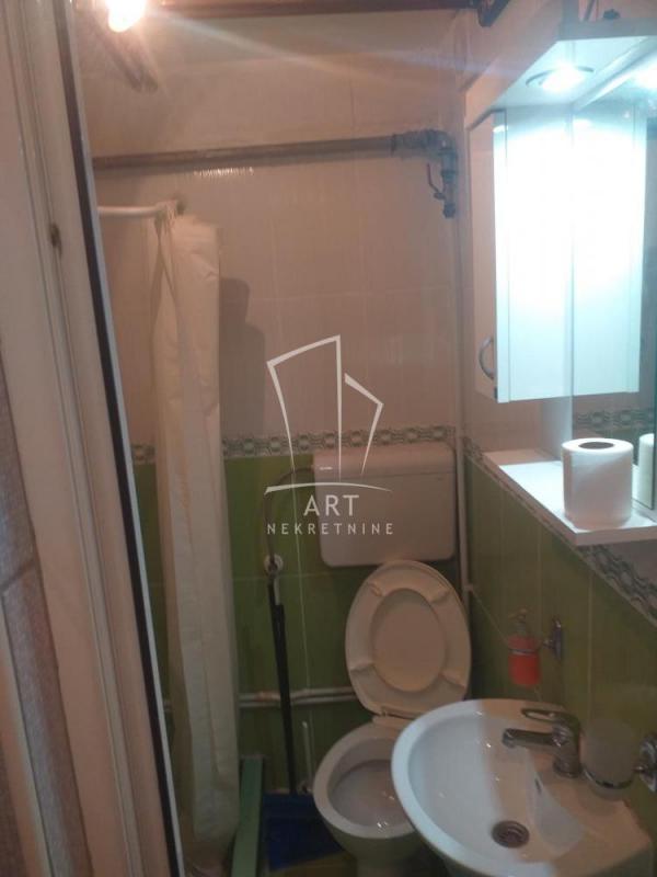 Stan na prodaju u Beogradu, Vračar, jednosoban, 29m2, cena 85000 evra