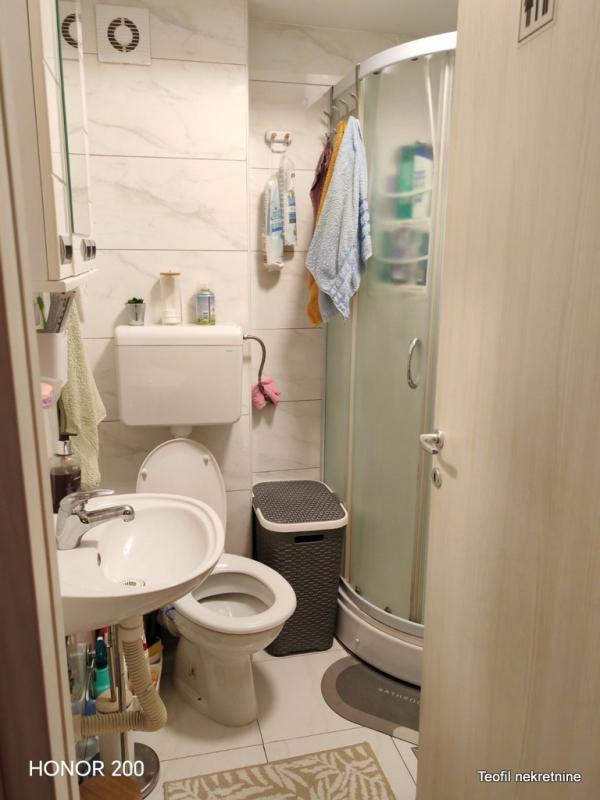 Stan na prodaju u Beogradu, Ledine, dvoiposoban, 44m2, cena 125000 evra