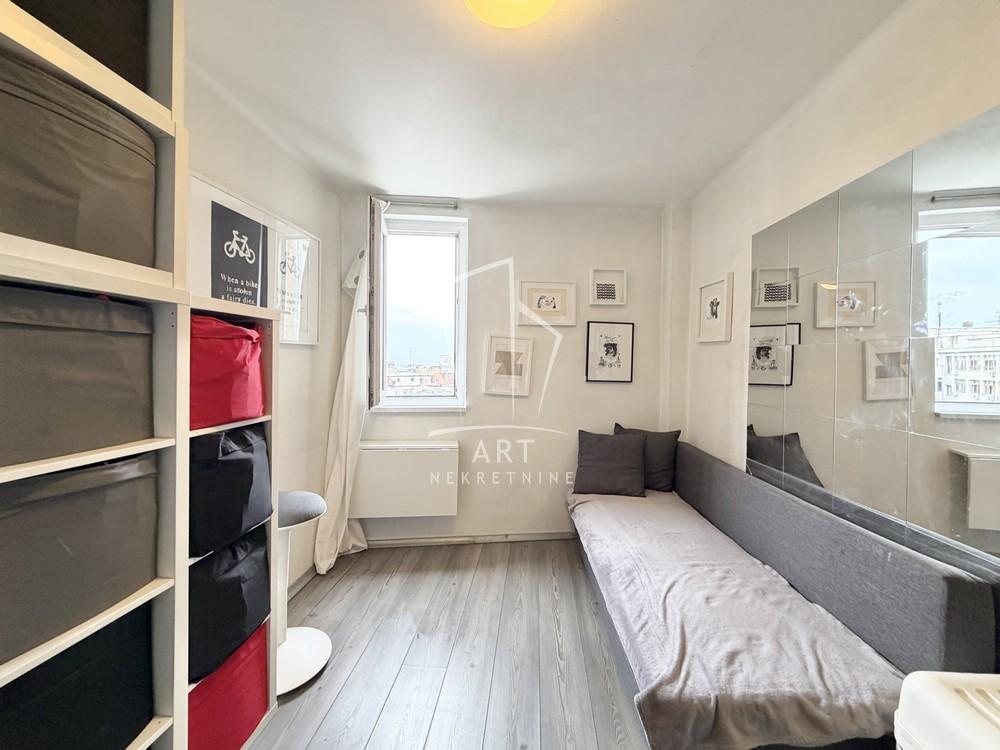 Stan na prodaju u Beogradu, Stari grad, jednoiposoban, 43m2, cena 300000 evra