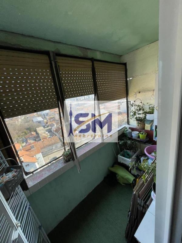 Stan na prodaju u Beogradu, Krnjača, trosoban, 62m2, cena 179700 evra