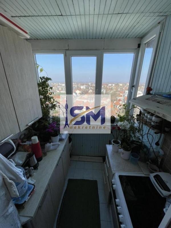 Stan na prodaju u Beogradu, Krnjača, trosoban, 62m2, cena 179700 evra