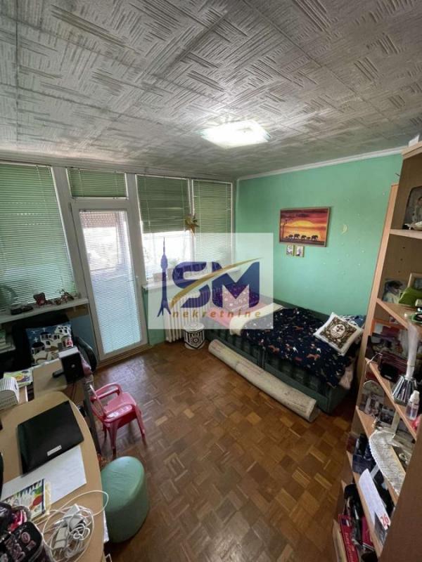 Stan na prodaju u Beogradu, Krnjača, trosoban, 62m2, cena 179700 evra