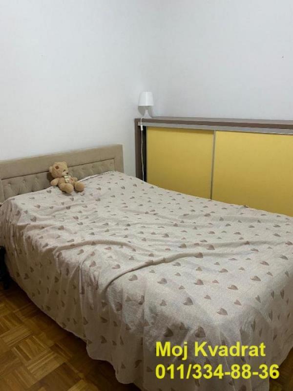 Stan na prodaju u Beogradu, Novi Beograd blok 61, dvoiposoban, 49m2, cena 185000 evra