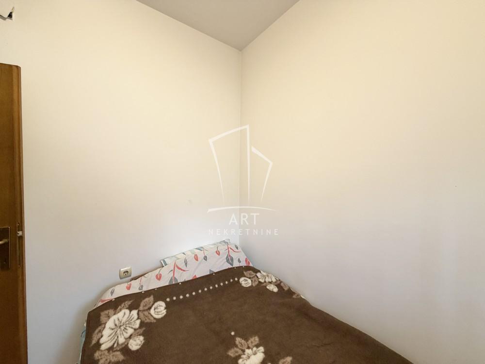 Stan na prodaju u Beogradu, Zemun, jednoiposoban, 36m2, cena 85600 evra