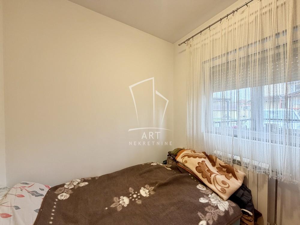 Stan na prodaju u Beogradu, Zemun, jednoiposoban, 36m2, cena 85600 evra