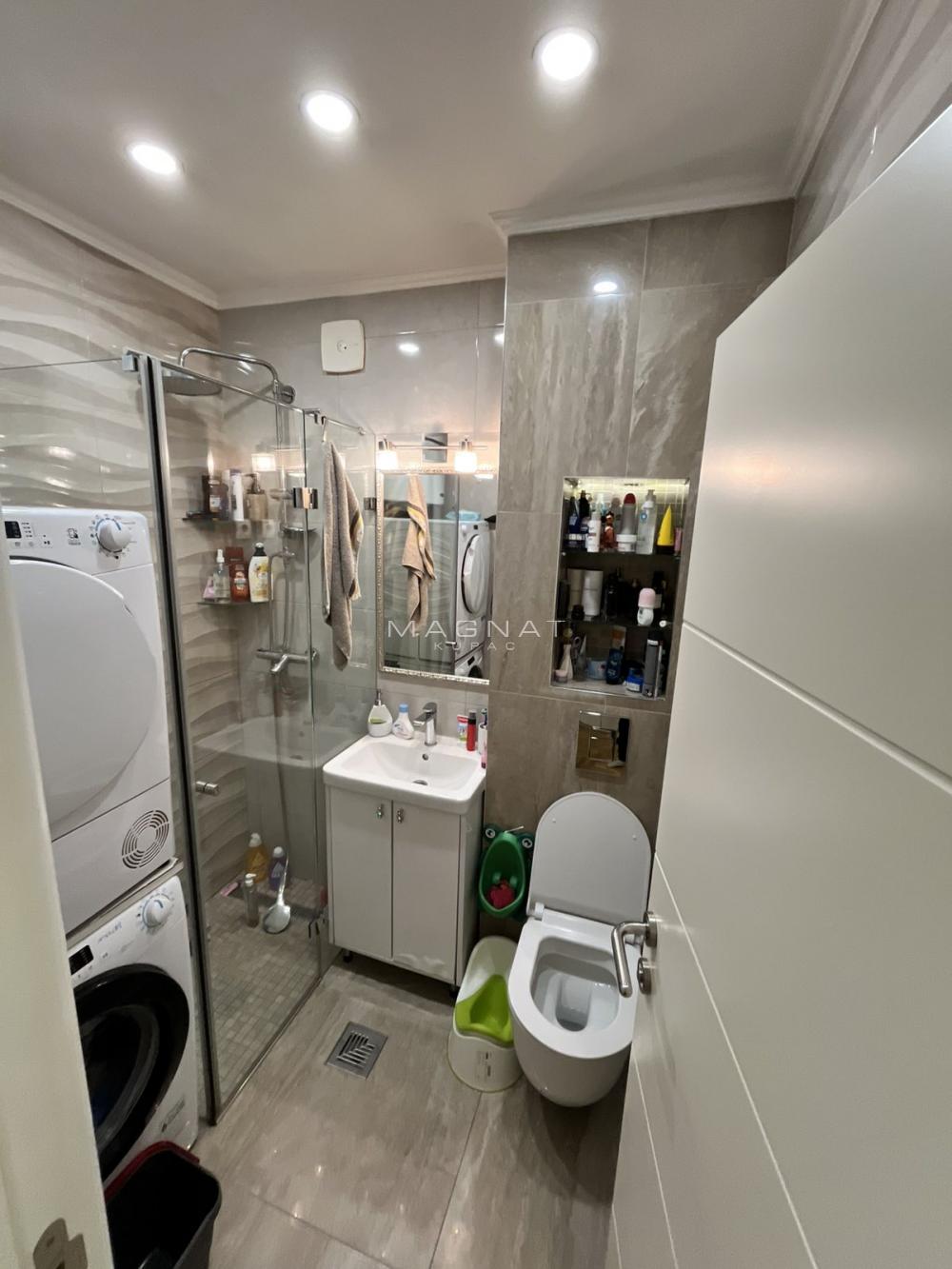 Stan na prodaju u Beogradu, Konjarnik, troiposoban, 56m2, cena 219000 evra