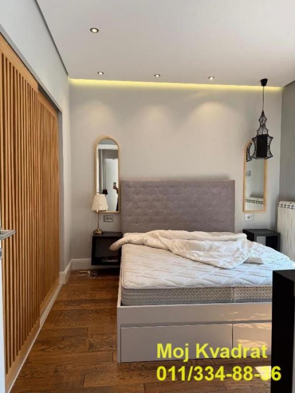 Stan na prodaju u Beogradu, Južni bulevar, trosoban, 90m2, cena 455000 evra