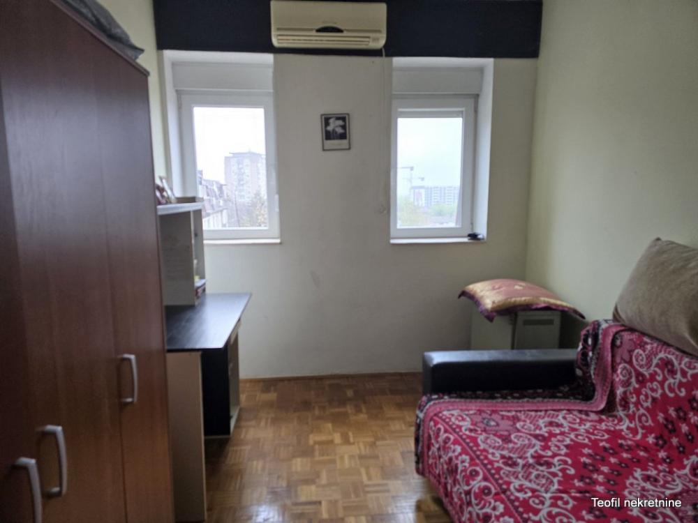 Stan na prodaju u Beogradu, Prvomajska, cetvorosoban, 93m2, cena 220000 evra