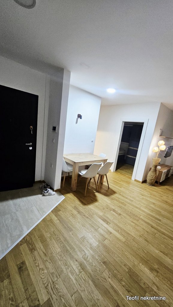 Stan na prodaju u Beogradu, Lazarevac, troiposoban, 66m2, cena 98400 evra