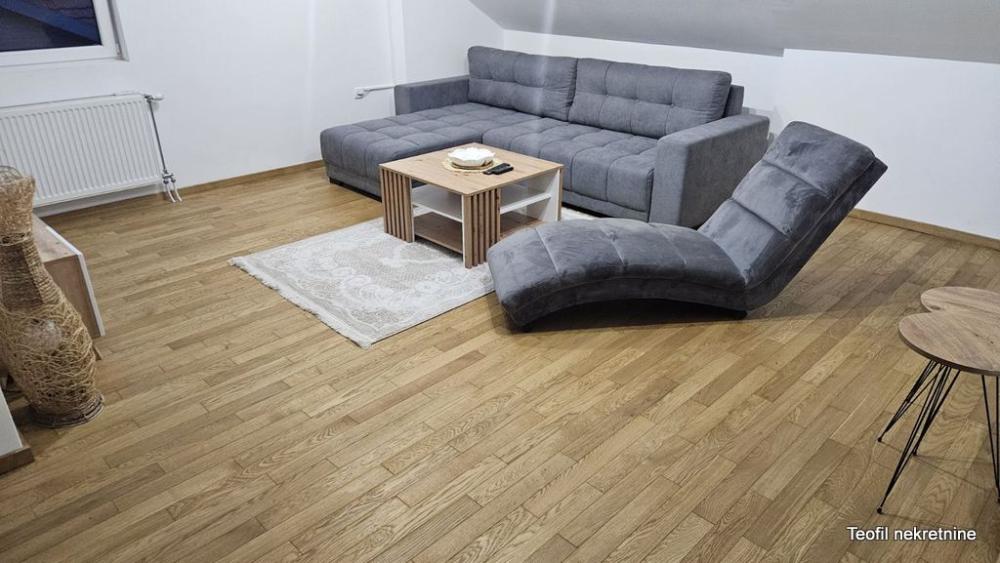 Stan na prodaju u Beogradu, Lazarevac, troiposoban, 66m2, cena 98400 evra