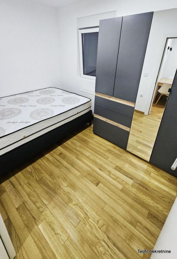 Stan na prodaju u Beogradu, Lazarevac, troiposoban, 66m2, cena 98400 evra