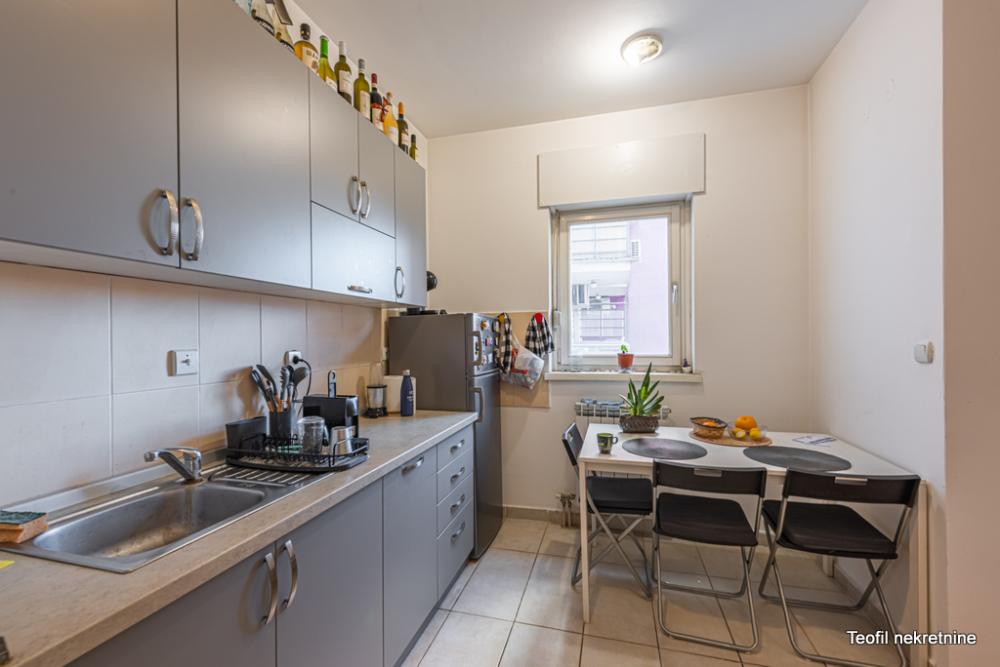 Stan na prodaju u Beogradu, Novi Beograd blok 63, jednosoban, 37m2, cena 150000 evra