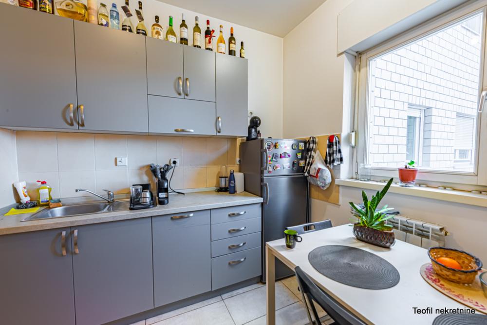 Stan na prodaju u Beogradu, Novi Beograd blok 63, jednosoban, 37m2, cena 150000 evra