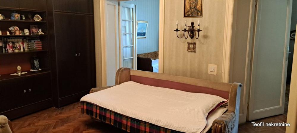 Stan na prodaju u Beogradu, Savski venac, cetvorosoban, 101m2, cena 365000 evra