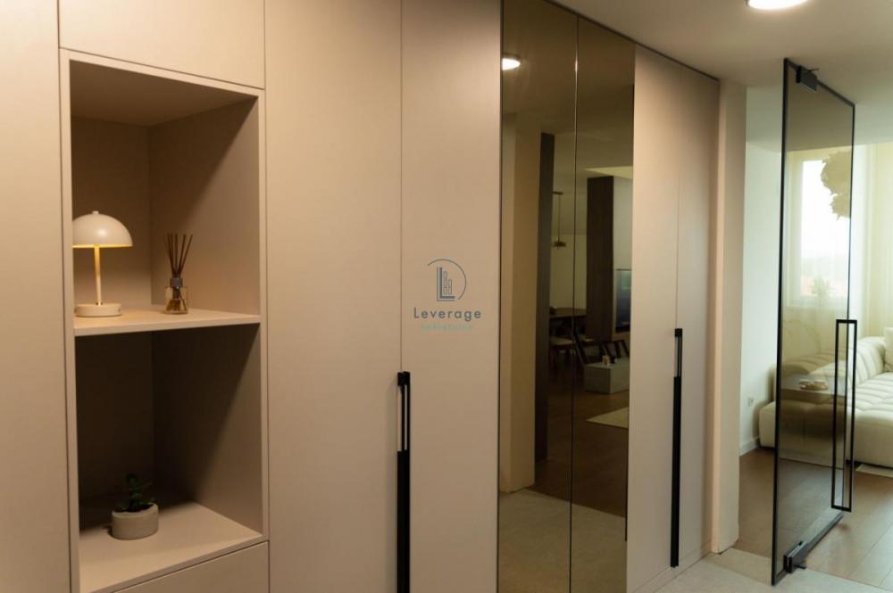 Stan na prodaju u Beogradu, 135m2, cena 212135 evra