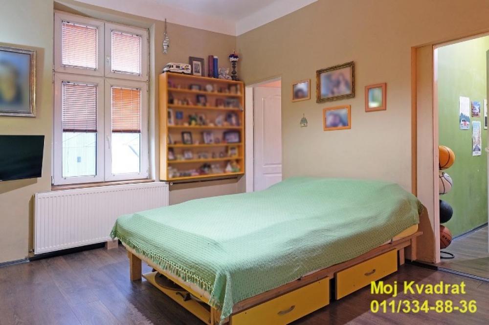 Stan na prodaju u Beogradu, Skadarlija, cetvorosoban, 77m2, cena 310000 evra