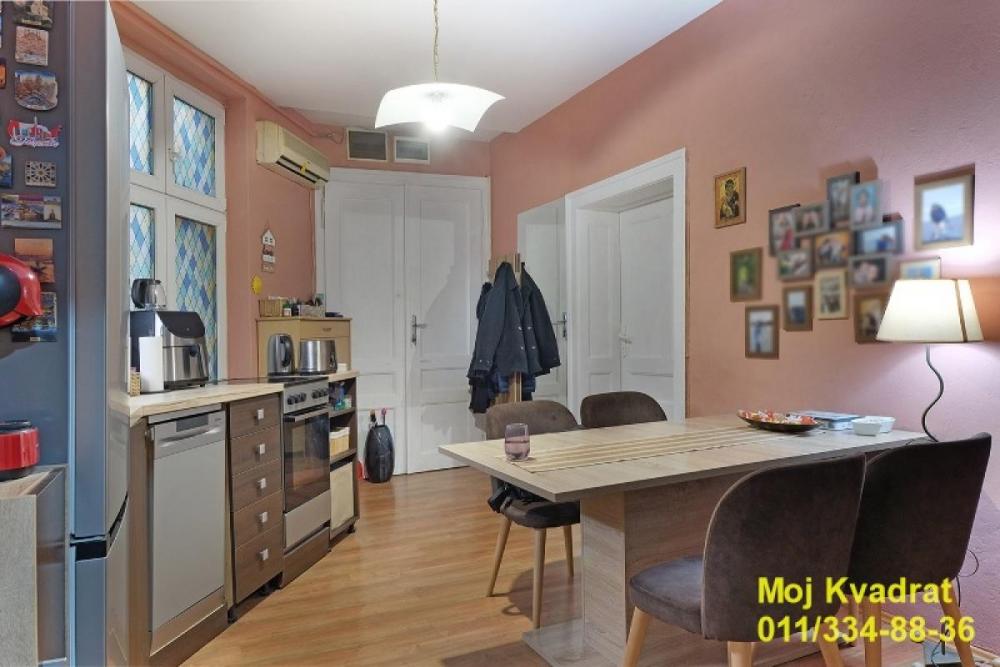 Stan na prodaju u Beogradu, Skadarlija, cetvorosoban, 77m2, cena 310000 evra