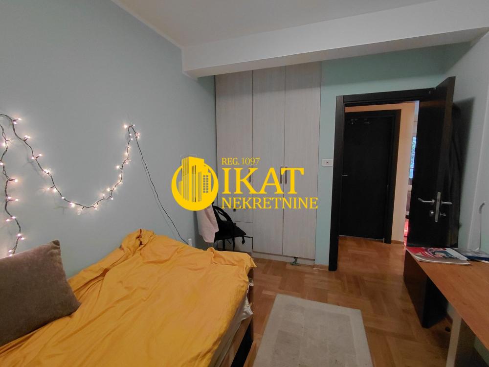 Stan na prodaju u Beogradu, Zvezdara, trosoban, 61m2, cena 220000 evra