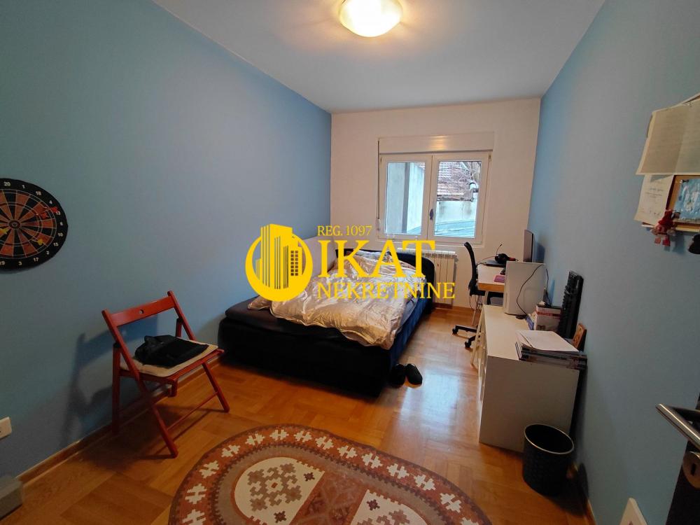 Stan na prodaju u Beogradu, Zvezdara, trosoban, 61m2, cena 220000 evra