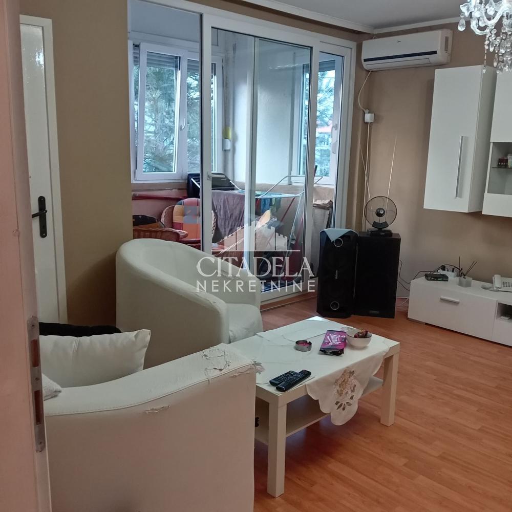 Stan na prodaju u Beogradu, Čukarica, jednoiposoban, 42m2, cena 110000 evra