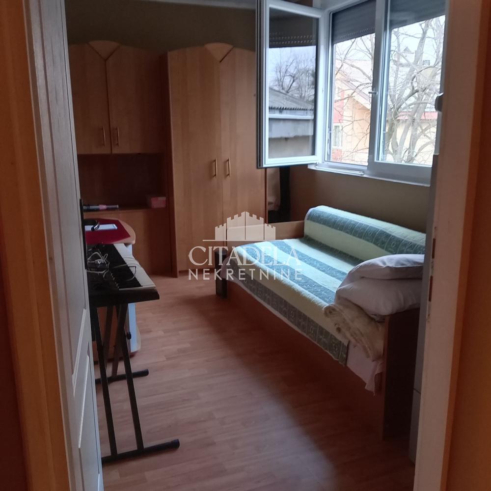 Stan na prodaju u Beogradu, Čukarica, jednoiposoban, 42m2, cena 110000 evra