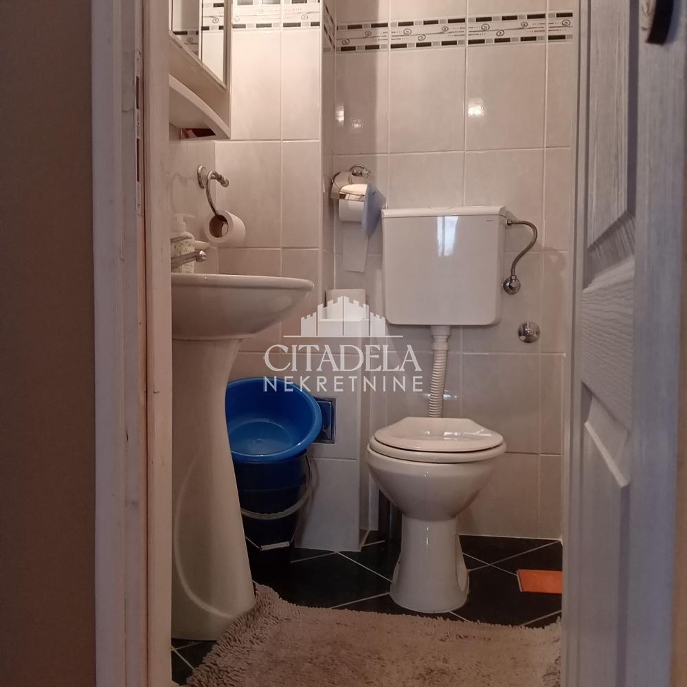 Stan na prodaju u Beogradu, Čukarica, jednoiposoban, 42m2, cena 110000 evra