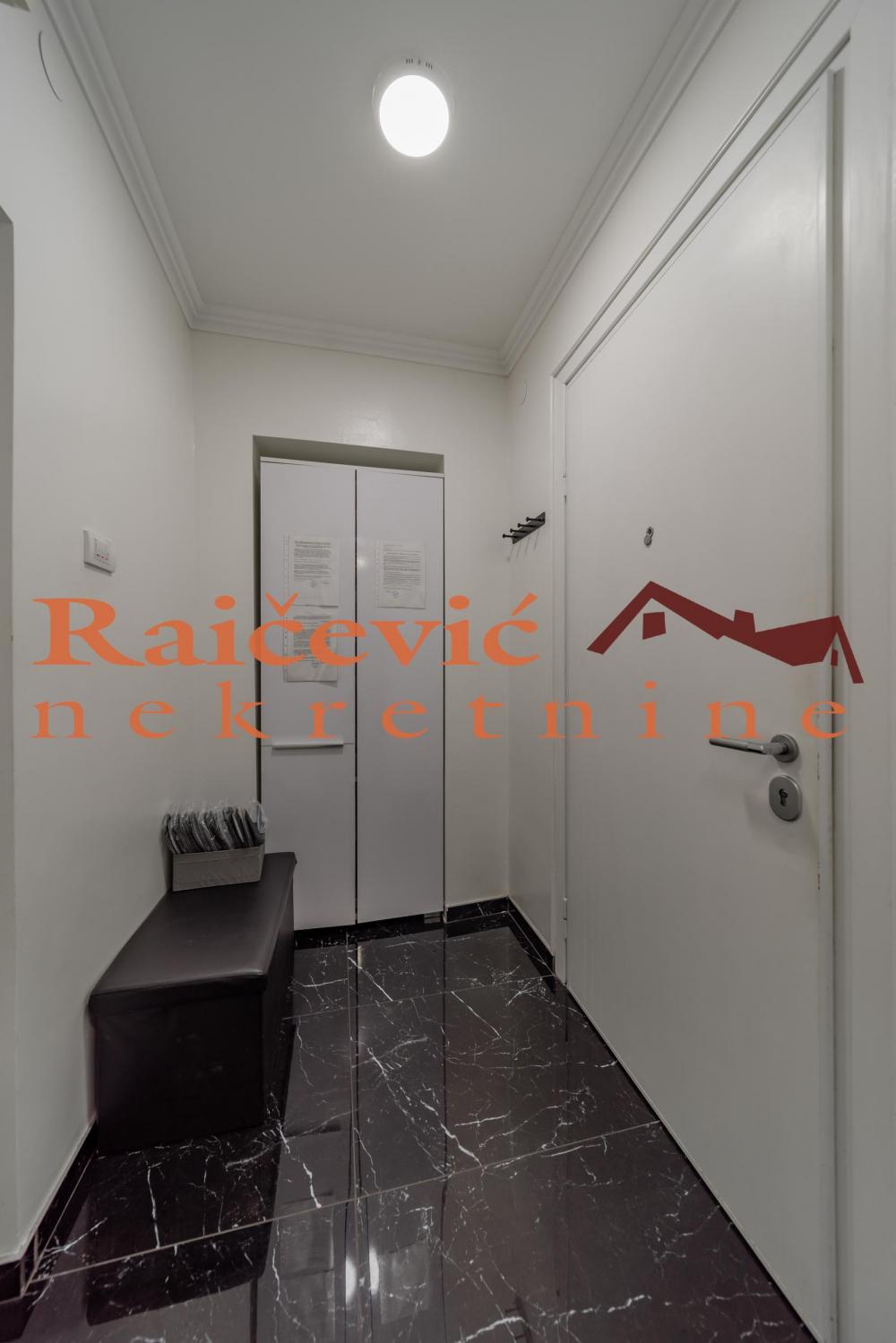 Stan na prodaju u Beogradu, Beograd (centar), dvosoban, 50m2, cena 300000 evra