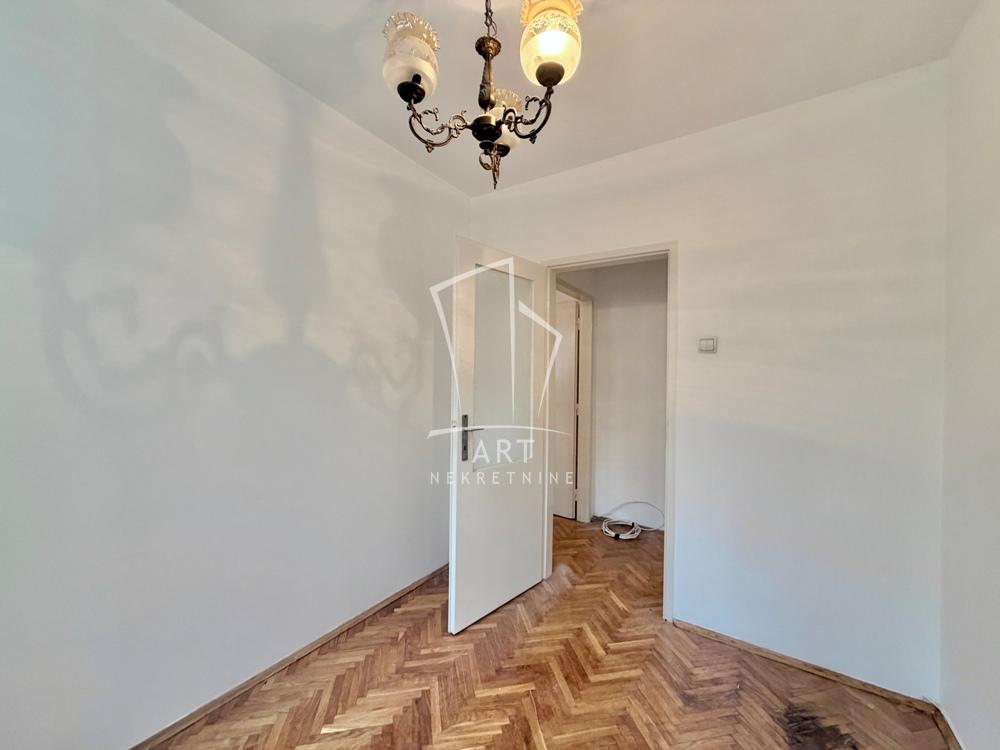 Stan na prodaju u Beogradu, Zvezdara, dvoiposoban, 53m2, cena 170000 evra