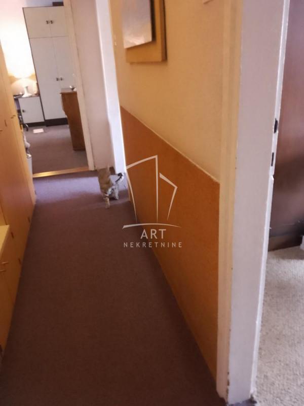 Stan na prodaju u Beogradu, Žarkovo, dvoiposoban, 68m2, cena 135000 evra