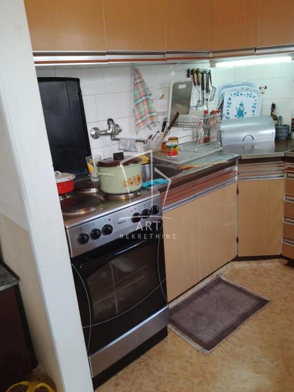 Stan na prodaju u Beogradu, Žarkovo, dvoiposoban, 68m2, cena 135000 evra