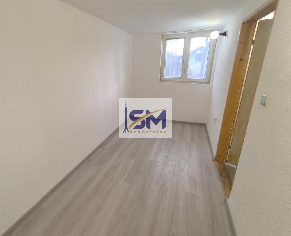 Stan na prodaju u Beogradu, Rakovica, jednoiposoban, 30m2, cena 65000 evra