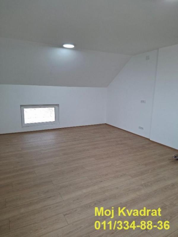 Stan na prodaju u Beogradu, Dobanovci, trosoban, 66m2, cena 99000 evra