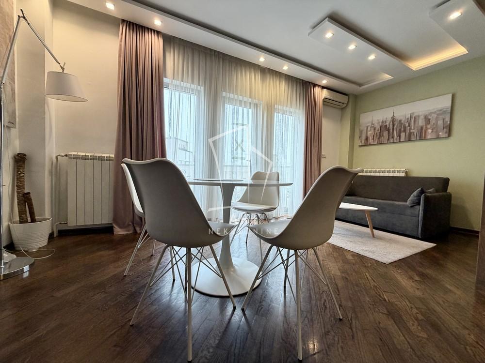 Stan na prodaju u Beogradu, Stari grad, 109m2, cena 598000 evra