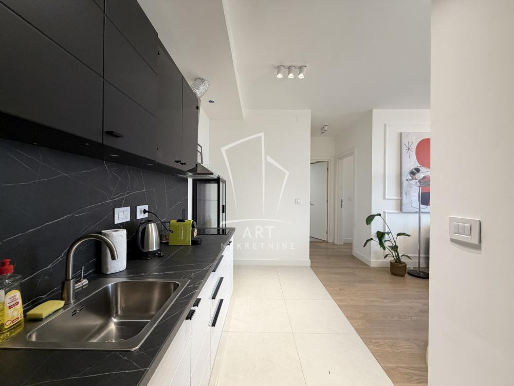 Stan na prodaju u Beogradu, Beograd na vodi, cetvorosoban, 117m2, cena 497000 evra