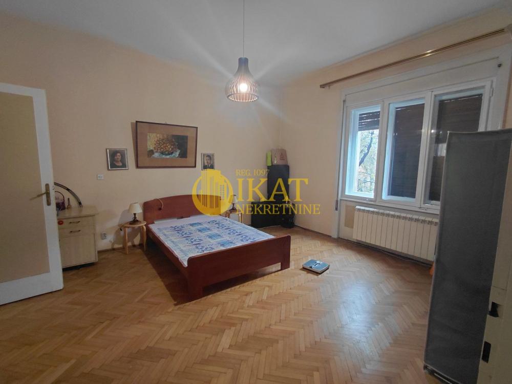 Stan na prodaju u Beogradu, Zemun, cetvorosoban, 110m2, cena 400000 evra