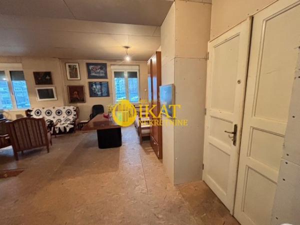 Stan na prodaju u Beogradu, Kalenić pijaca, trosoban, 86m2, cena 328500 evra