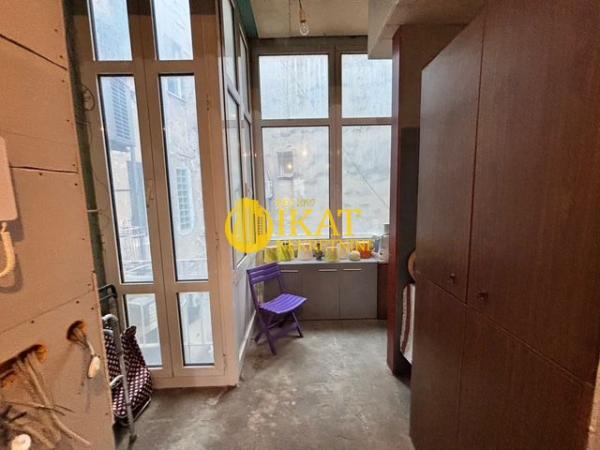 Stan na prodaju u Beogradu, Kalenić pijaca, trosoban, 86m2, cena 328500 evra