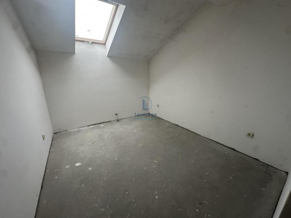 Stan na prodaju u Beogradu, Voždovac, cetvorosoban, 108m2, cena 275000 evra