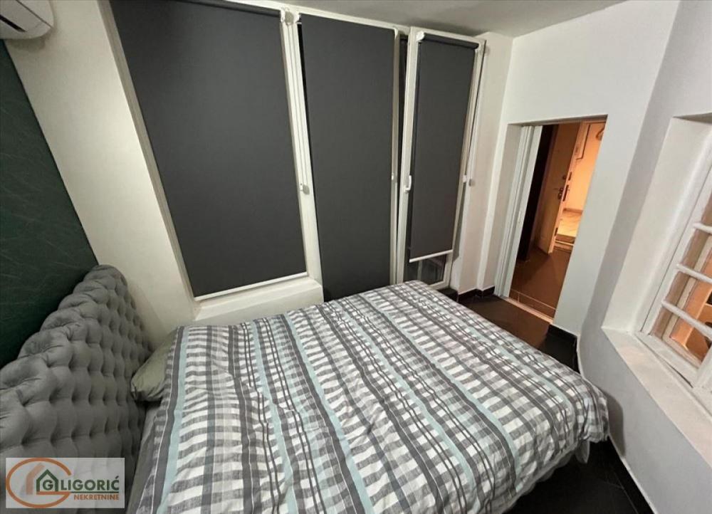 Stan na prodaju u Beogradu, Skadarlija, jednoiposoban, 35m2, cena 90000 evra