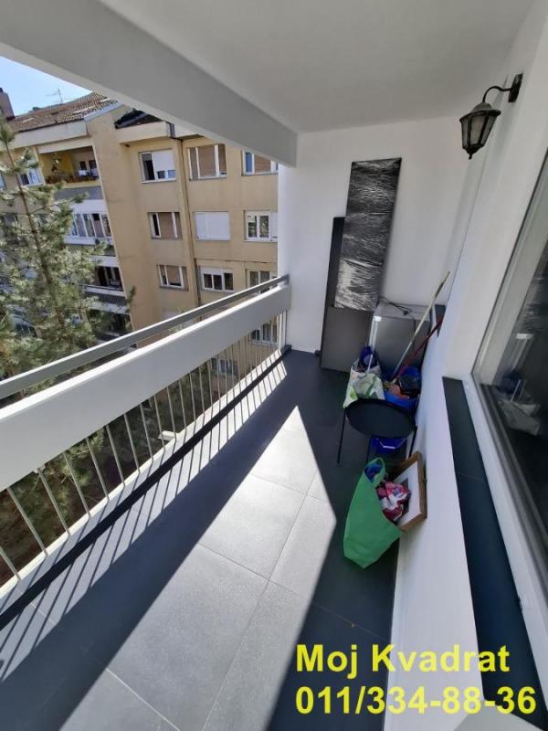 Stan na prodaju u Beogradu, Meandri, dvosoban, 68m2, cena 199900 evra