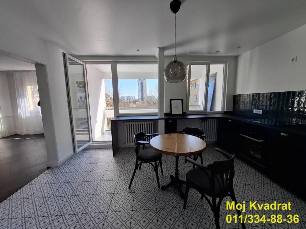 Stan na prodaju u Beogradu, Meandri, dvosoban, 68m2, cena 199900 evra