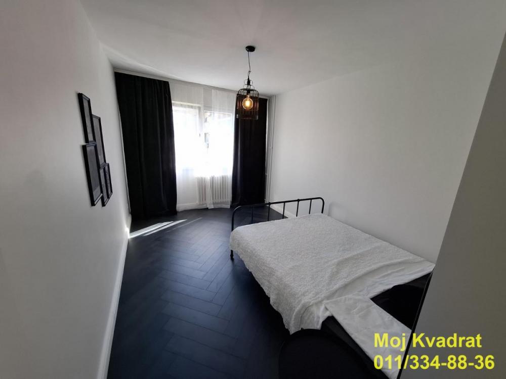 Stan na prodaju u Beogradu, Meandri, dvosoban, 68m2, cena 199900 evra